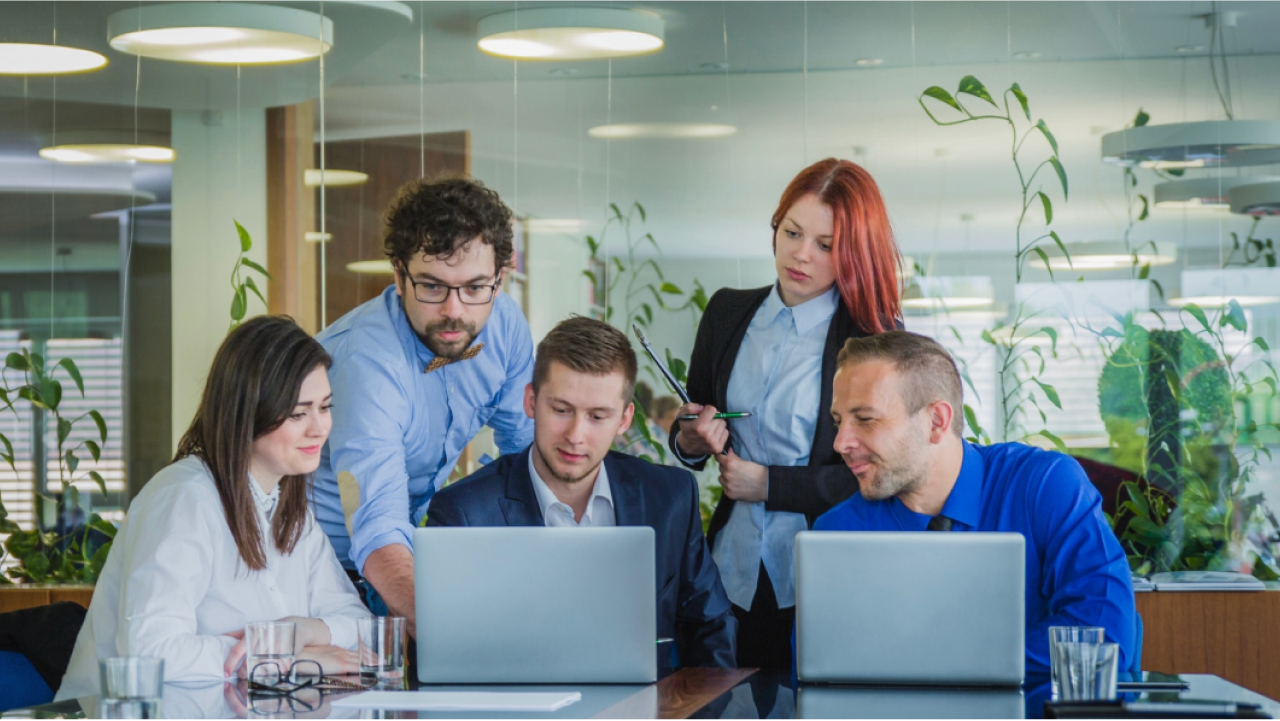 team discussion image